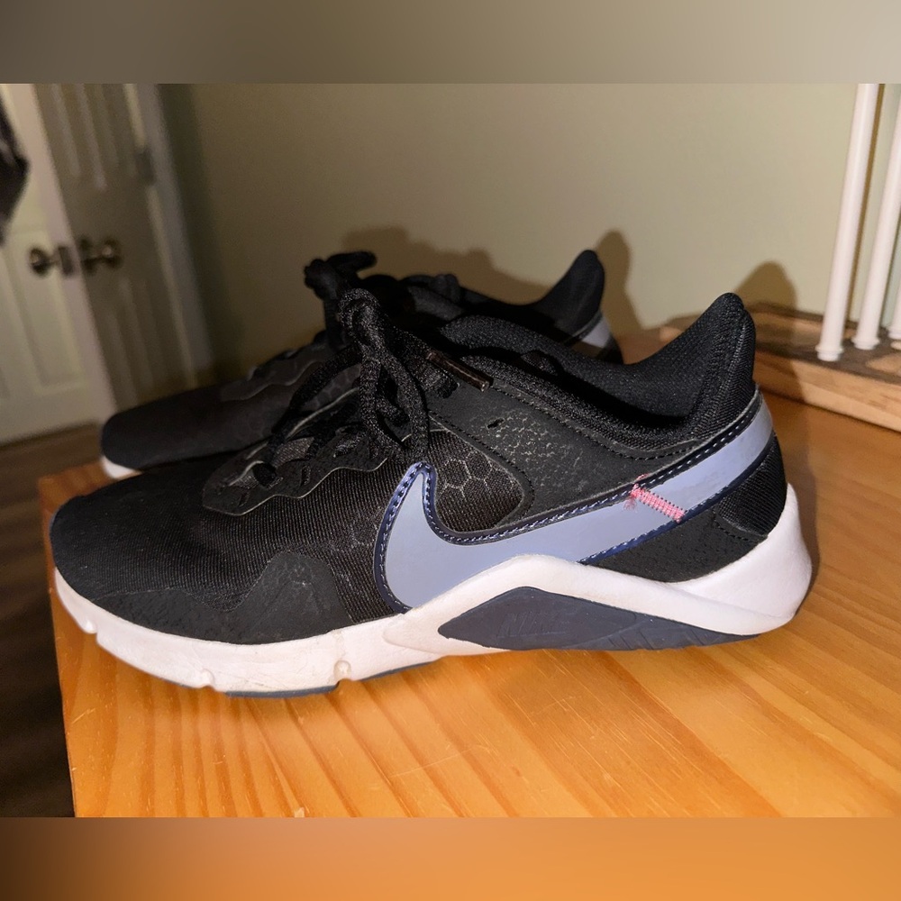 Nike Sneakers size 7 women’s